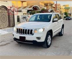 جیپ گراند شیرۆکی